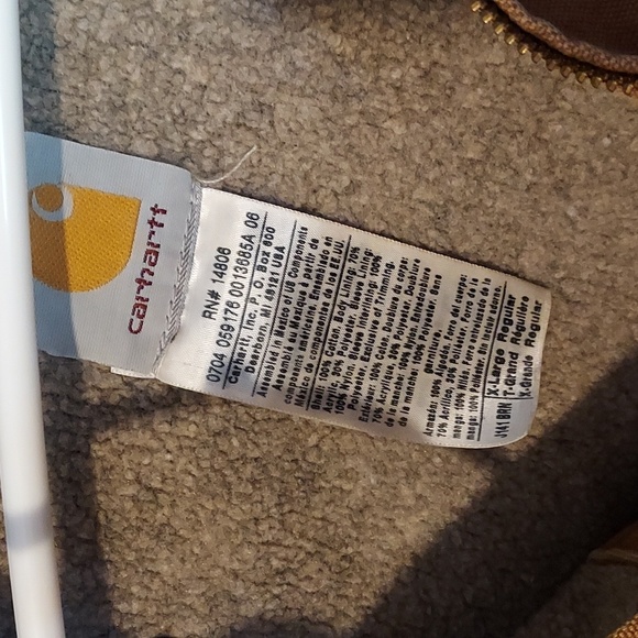 Carhartt coat - Picture 6 of 6